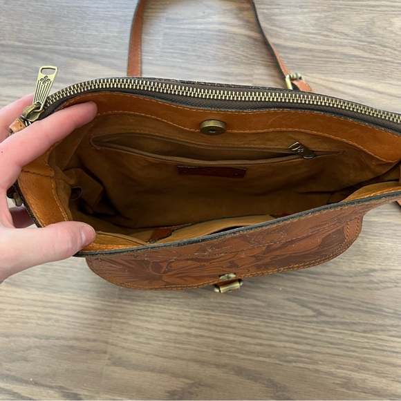 Patricia Nash Handbag - Picture 6 of 12